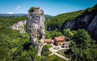 Церковь в Кацхи 8 Katski pillar