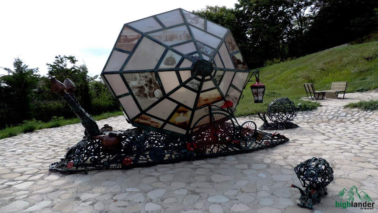 тур 8 марта в париже