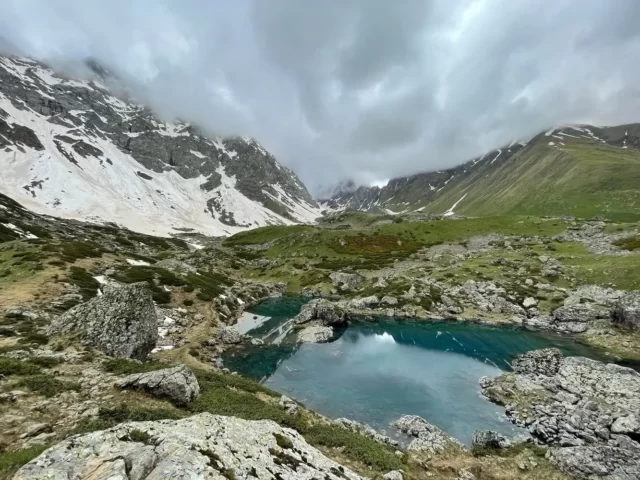 Chaukhi pass hike