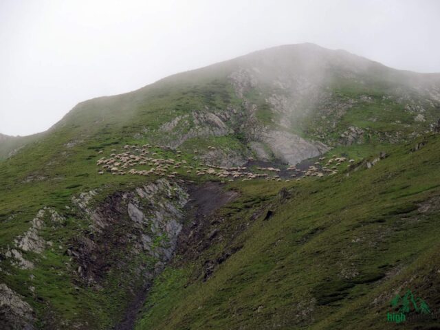 Перевал Ацунтаа – из Хевсурети в Тушети