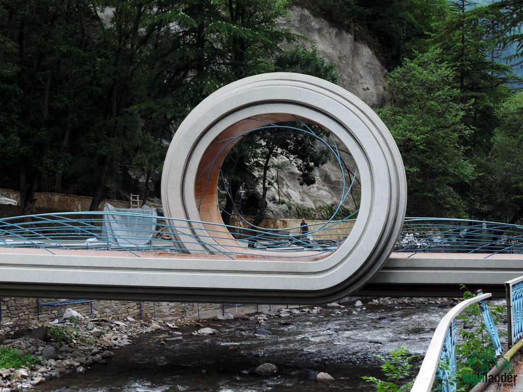 Borjomi funny bridge