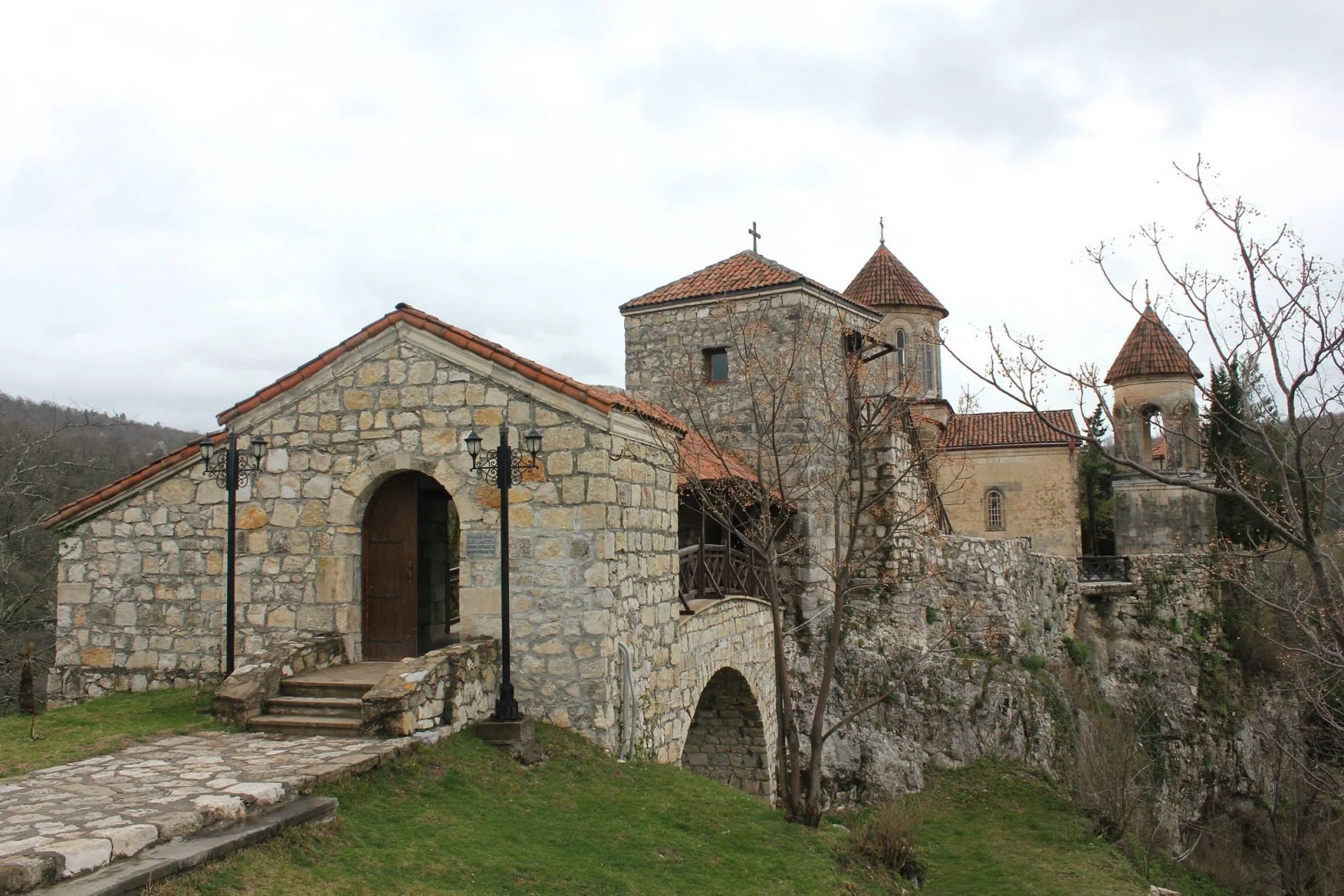 1538118703641801232_601055596647148_2108472785_o Motsameta monastery tour in Imereti