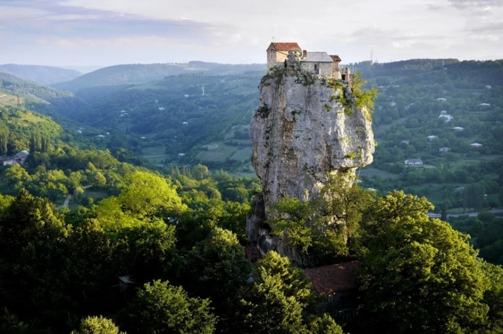 the katskhi pillar imereti province georgia Katskhi Pillar: History, Access and Visitor Guide