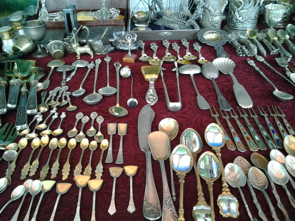 Tbilisi Dry bridge flea market